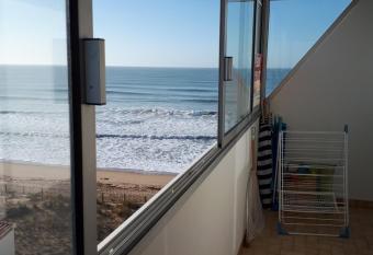 la vue sur l ocean has Balcony rooms