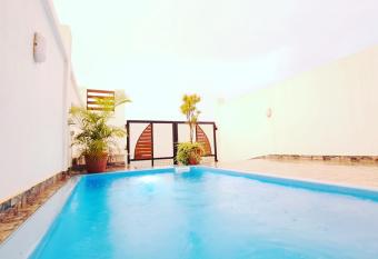 Entree Au Paradis Villa Flic en Flac Mauritius has Balcony rooms