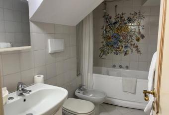 Il Ruscello di Casa Teresa has Balcony rooms