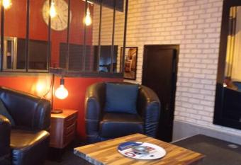 Cosy gare Quimper allows 18 year olds to book a room