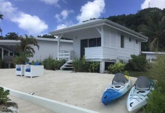 Pkbleucoco allows 18 year olds to book a room