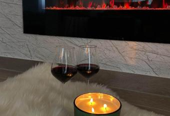 La Vista has Balcony rooms