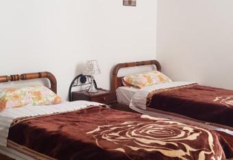 TanjaStudio allows 18 year olds to book a room