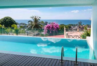 Large Penthouse 3BR with jacuzzi, Best for Kids has Balcony rooms