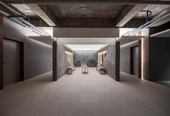 Brown Dot Siheung Jeongwang allows 18 year olds to book a room