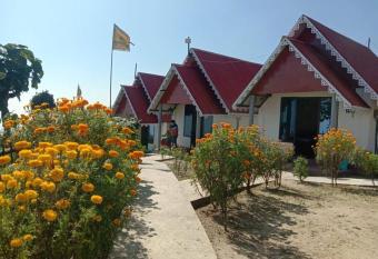 Fursat at Pine Valley Homestay has Balcony rooms