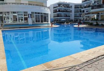 Marina Beach (3 Swimming pools, Direct Access to the Beach) has Balcony rooms