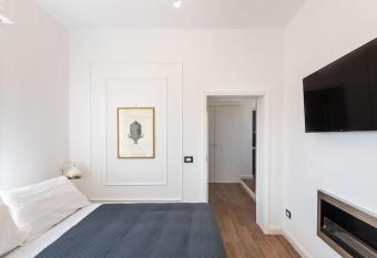 Mansarda Aurispa allows 18 year olds to book a room