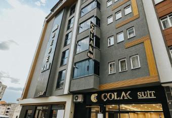   OLAK SUIT has Balcony rooms