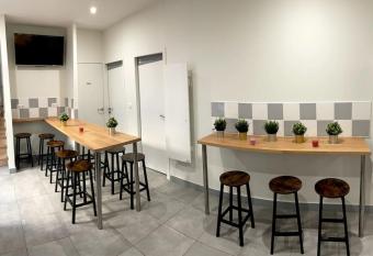 Belle et agr  able maison de ville 9 chambres has Balcony rooms