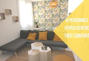 Toulon# 6 personnes# bord de mer has Balcony rooms