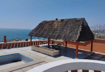 Casa vista mar has Balcony rooms