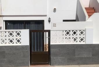 Neptuno 17 allows 18 year olds to book a room