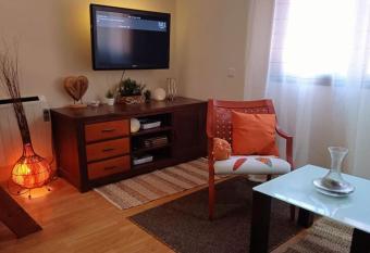 Acogedor Apartamento Oca  a allows 18 year olds to book a room