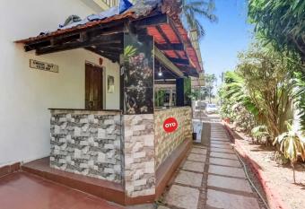 OYO Flagship 81080 Candolim Beach House allows 18 year olds to book a room