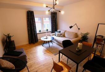 Nat  rlich - mit Stil - 24/7 Check-in und Netflix has Balcony rooms