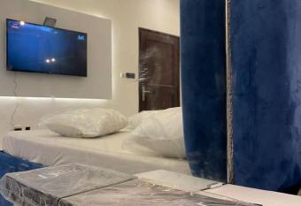 R  sidence dj  dj   allows 18 year olds to book a room