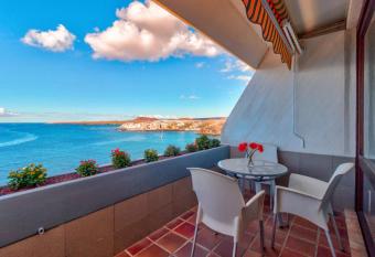 Apartamento La Maravilla has Balcony rooms