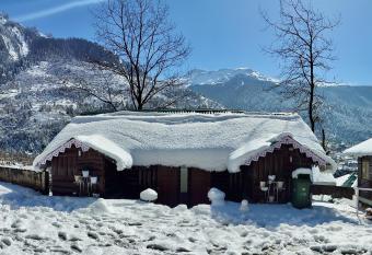 Apple Valley Cottages Lachung has Balcony rooms