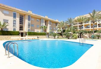 Golden Port has Balcony rooms