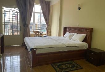 BLUE SKY GUEST HOUSE allows 18 year olds to book a room