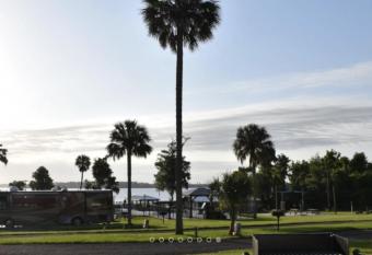 333 Fish Camp allows 18 year olds to book a room