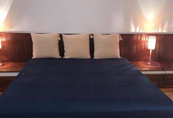 Vila sol allows 18 year olds to book a room