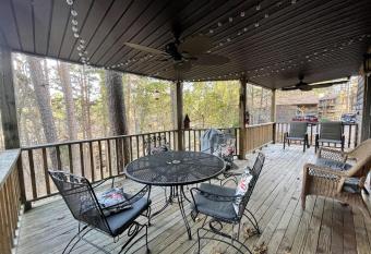 4BNC, Two bedroom, two bath log-sided condo with forest view condo has Balcony rooms