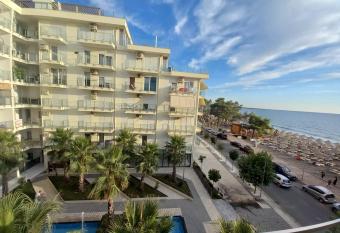 Sea View Mario s Studio has Balcony rooms