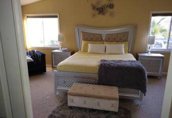 Valencia Palms allows 18 year olds to book a room