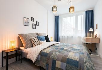 Apartament Family - darmowy Parking, blisko centrum - by Kairos Apartments has Balcony rooms