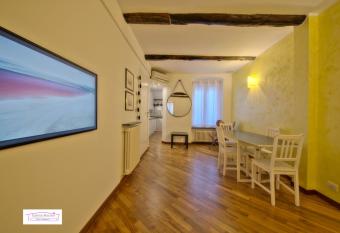 Casetta Mazzini allows 18 year olds to book a room