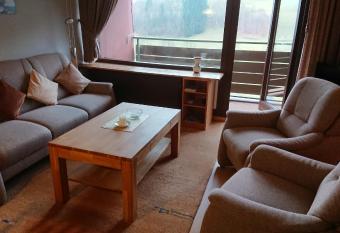 BFE Tonbachidylle allows 18 year olds to book a room