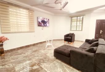 The Boaz Executive Place has Balcony rooms