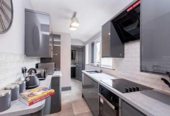 Impressive Apartment in Derby allows 18 year olds to book a room