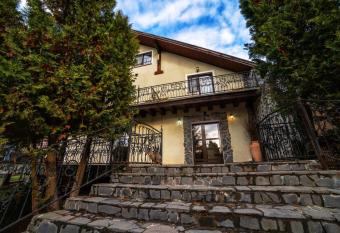 Hanul din Padure has Balcony rooms