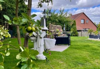 Casa Hasselholt allows 18 year olds to book a room