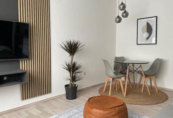 Sch  ne Wohnung in Ehrenfeld has Balcony rooms