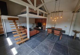 Guesthouse 66 has Balcony rooms