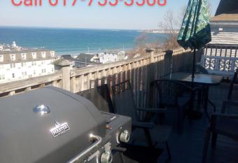 Ocean cliff condos hull has Balcony rooms