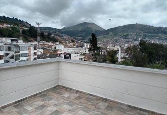 Hermoso apto en   rea nobre de Pamplona - Nuevo! allows 18 year olds to book a room