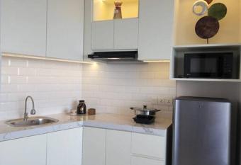 Batam Luxurious, Breezy 1 bedroom! allows 18 year olds to book a room