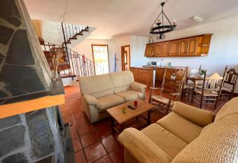 EL RINCON DE YEGEN allows 18 year olds to book a room