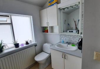 Kyrr  arsta  ur allows 18 year olds to book a room