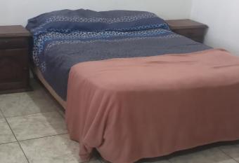 Internos del prado has Balcony rooms