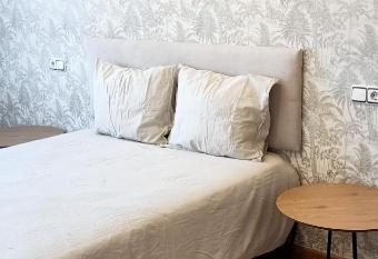 El jardin de Astros has Balcony rooms