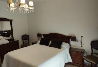 LA DESCALZA has Balcony rooms