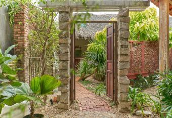 Sundance Villa by Pao Homes has Balcony rooms