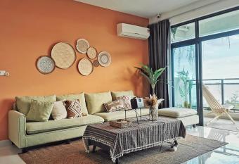 Yussy Homestay at Cerulean Bay Forest City has Balcony rooms