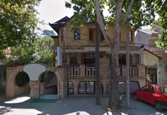 Han hotel & hostel has Smoking rooms